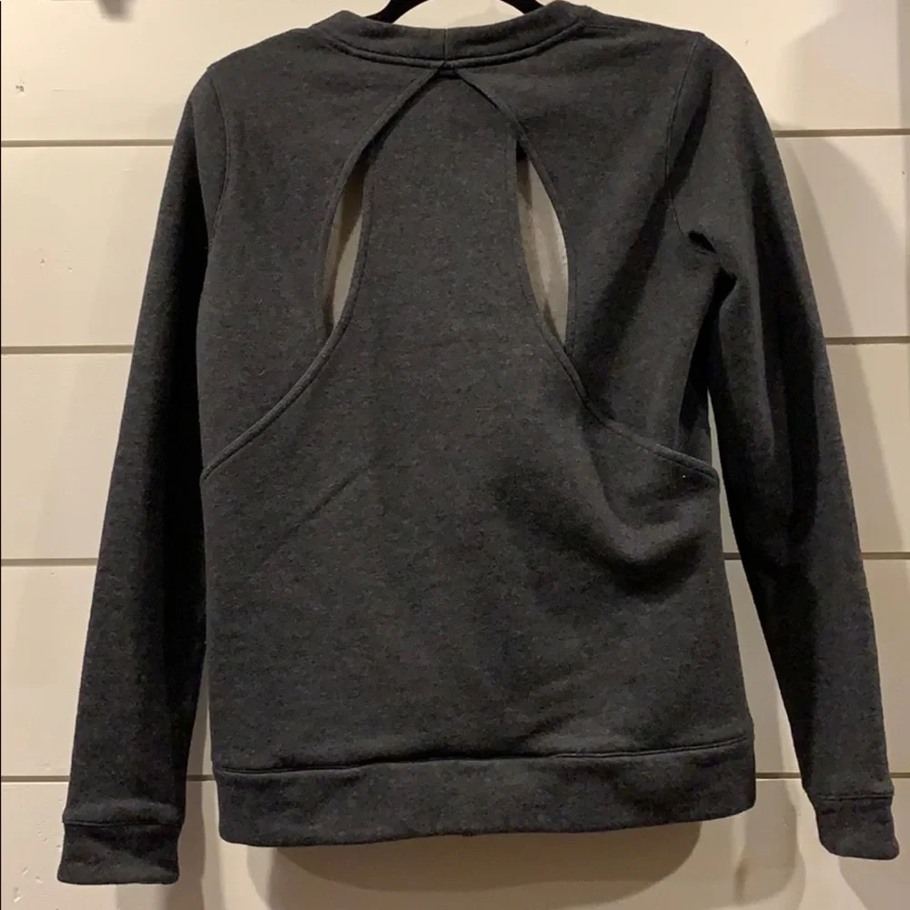 Lululemon - Picture 5 of 5